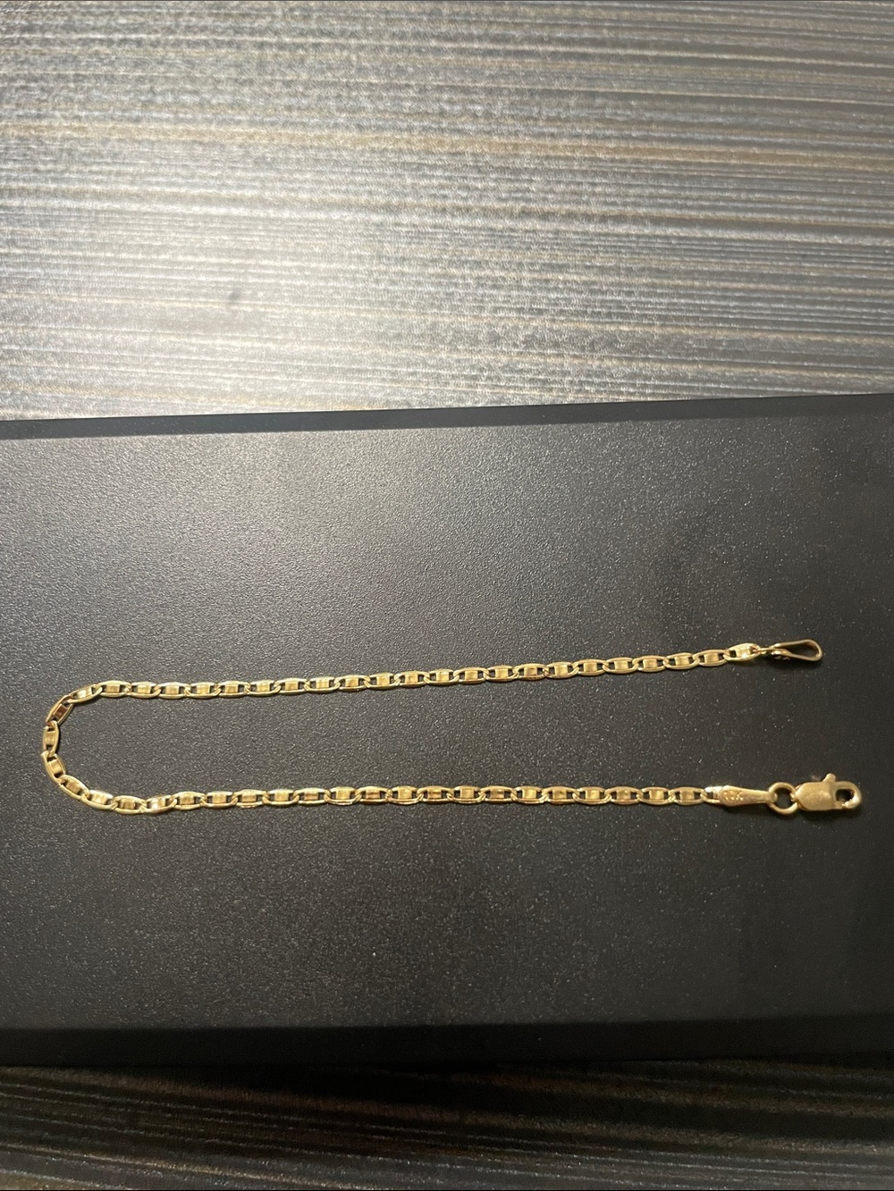 10k Solid Gold Valentino Link Bracelet